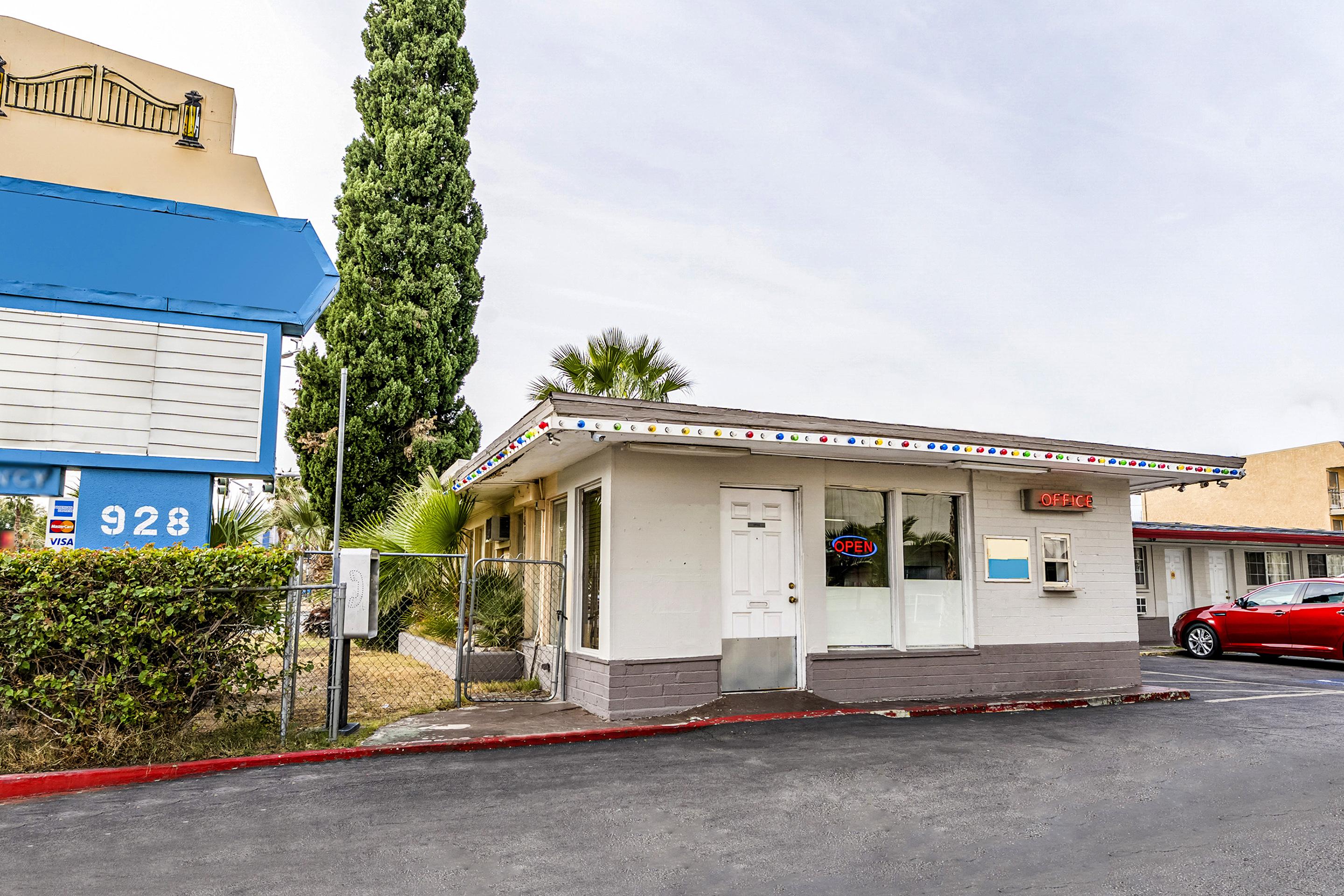 Oyo Gateway Motel Las Vegas North Strip/Fremont St. Area Eksteriør billede